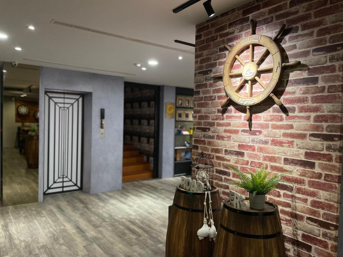 Roaders Hotel Hualien Dongda Exterior foto